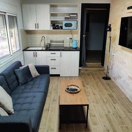 Appartement פינה בגינה- יחידת דיור מקסימה בקיבוץ בעמק החולה à Kefar Szold Extérieur photo