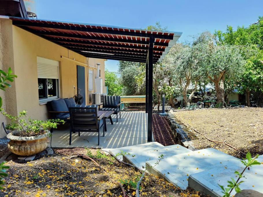 Appartement פינה בגינה- יחידת דיור מקסימה בקיבוץ בעמק החולה à Kefar Szold Extérieur photo