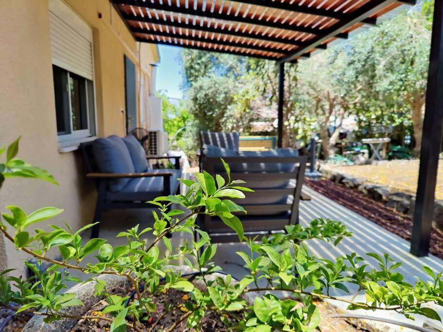 Appartement פינה בגינה- יחידת דיור מקסימה בקיבוץ בעמק החולה à Kefar Szold Extérieur photo